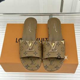 Picture of Louis Vuitton Slippers _SKULVsz35-40JX0503457